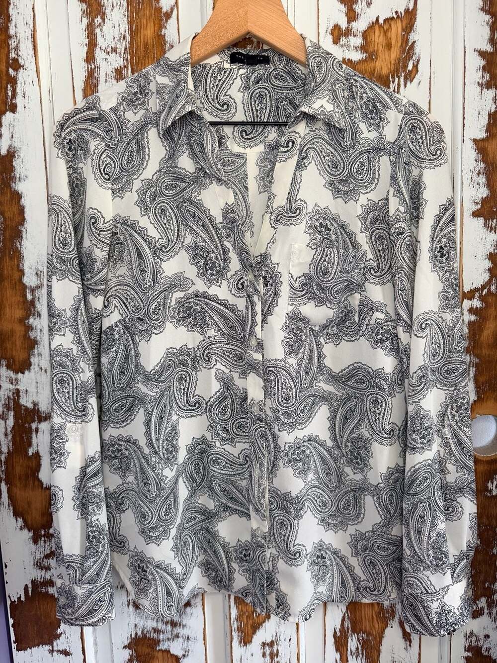 The Limited Ashton Long Sleeve Button-Up Blouse Black & White Paisley Size S